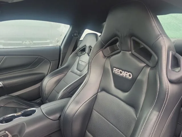 2024 Ford Mustang GT Premium photo 11