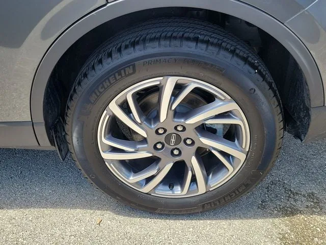 2025 Lincoln Corsair Premiere photo 8