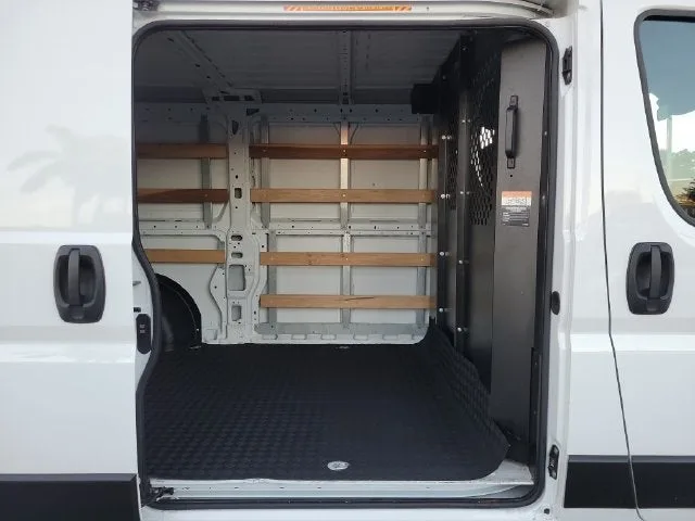 2025 RAM ProMaster 2500 Base photo 12