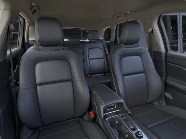 2025 Lincoln Corsair Premiere photo 10