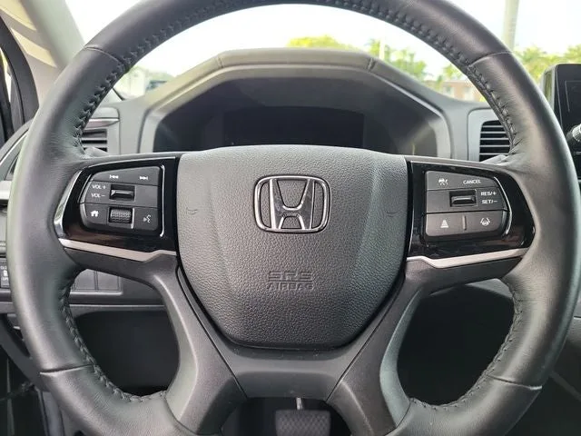 2025 Honda Odyssey EX-L photo 20