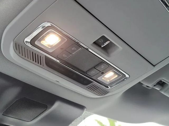 2023 Ford F-150 Lariat photo 31