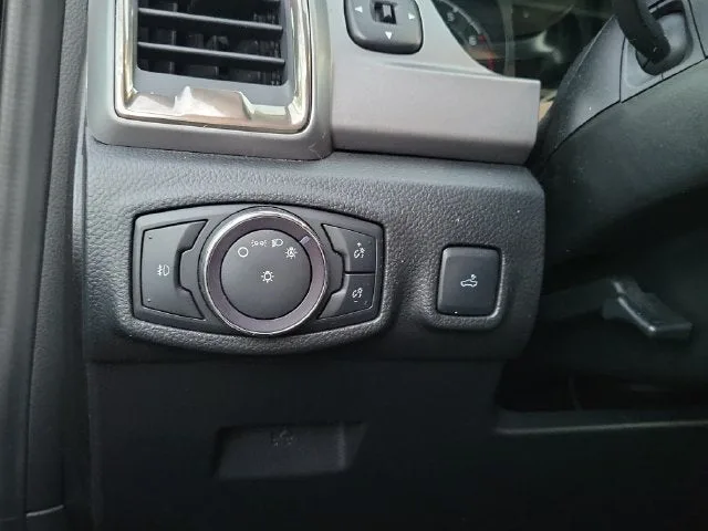 2022 Ford Ranger XLT photo 15