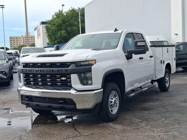 2022 Chevrolet Silverado 2500HD Work Truck photo 2