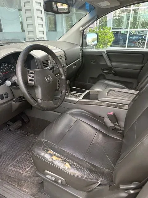 2006 Nissan Armada SE photo 3