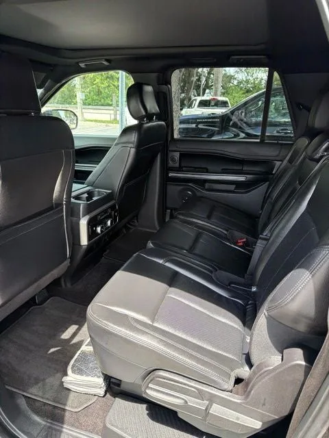 2019 Ford Expedition Max XLT photo 5