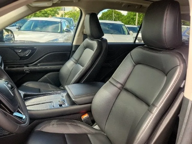 2024 Lincoln Aviator Premiere Premium photo 11