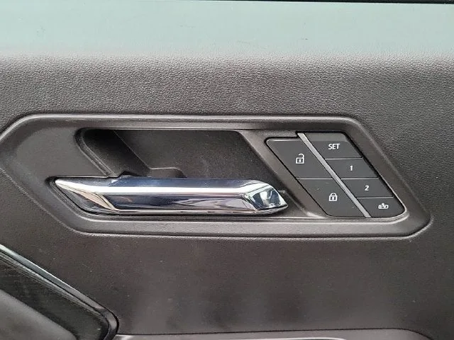2023 GMC Canyon AT4 photo 17
