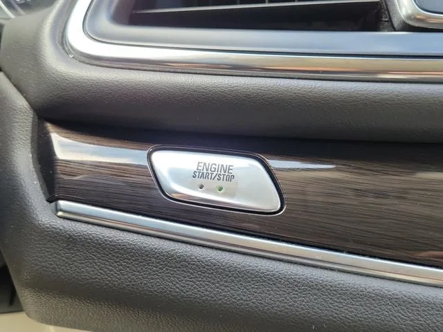 2022 Buick Enclave Essence photo 16