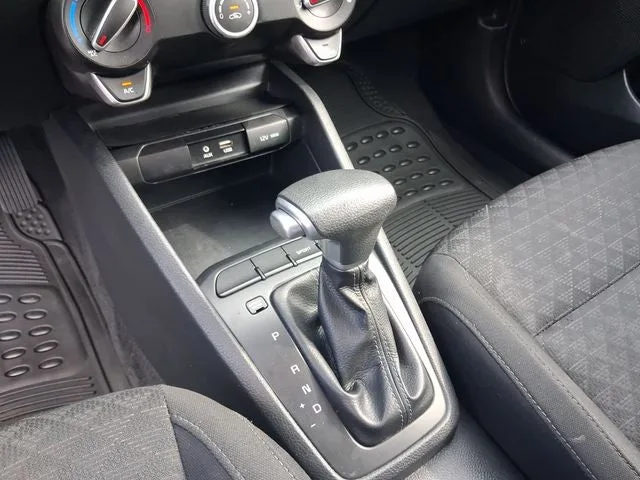 2018 Kia Rio S photo 20