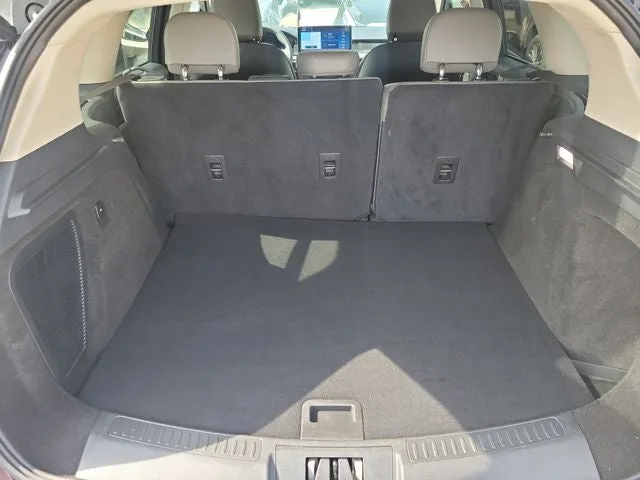 2023 Lincoln Corsair Standard photo 5
