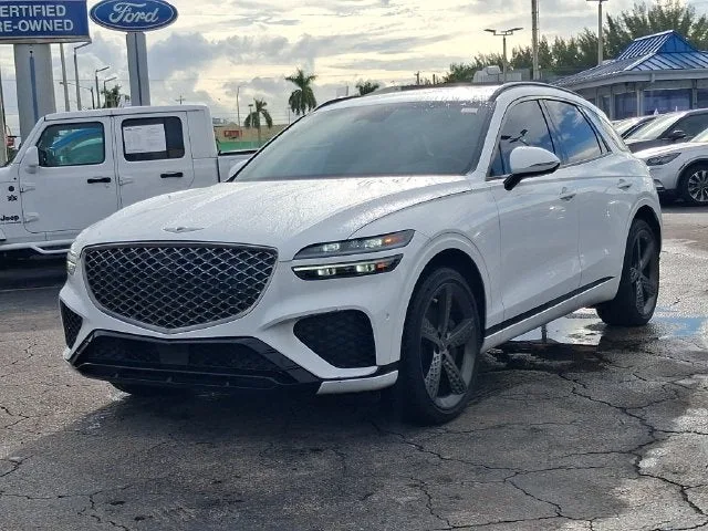 2024 Genesis GV70 2.5T photo 2