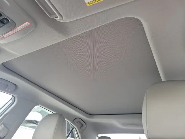 2022 Toyota Camry XSE photo 32