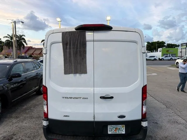 2023 Ford Transit-250 Base photo 6