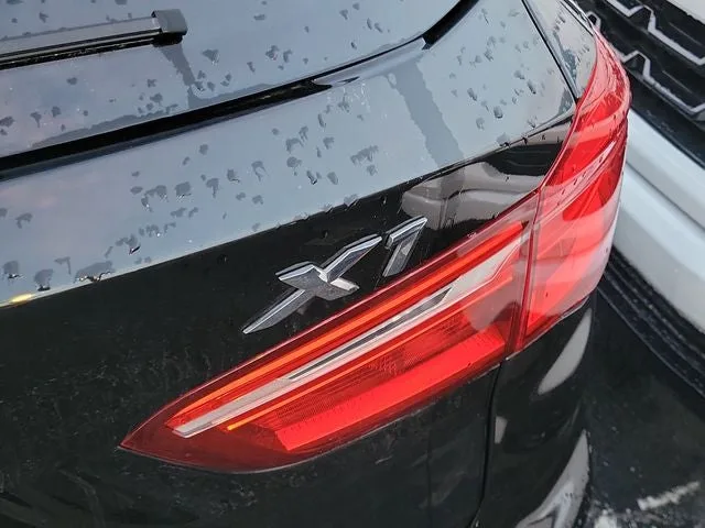 2018 BMW X1 sDrive28i photo 5