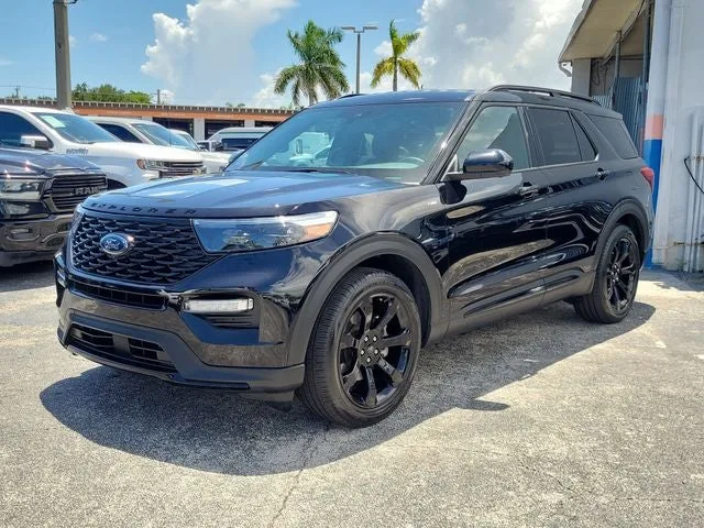 2023 Ford Explorer ST-Line photo 31