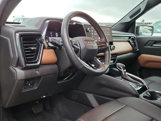 2023 GMC Canyon AT4 photo 9