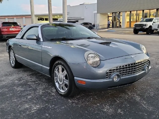 2005 Ford Thunderbird Base photo 2