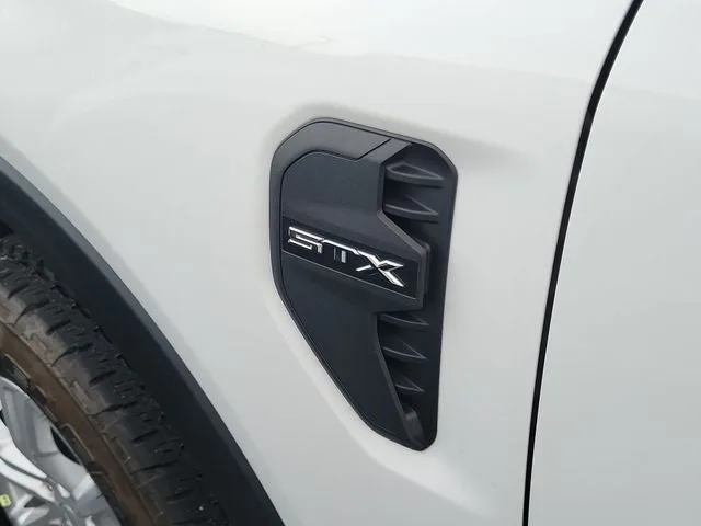 2024 Ford Ranger XL photo 5