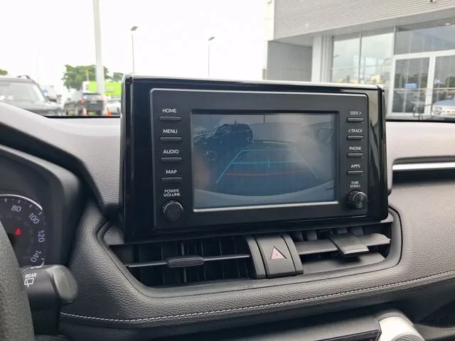 2019 Toyota RAV4 XLE photo 22
