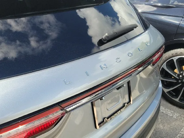 2024 Lincoln Corsair Premiere photo 7