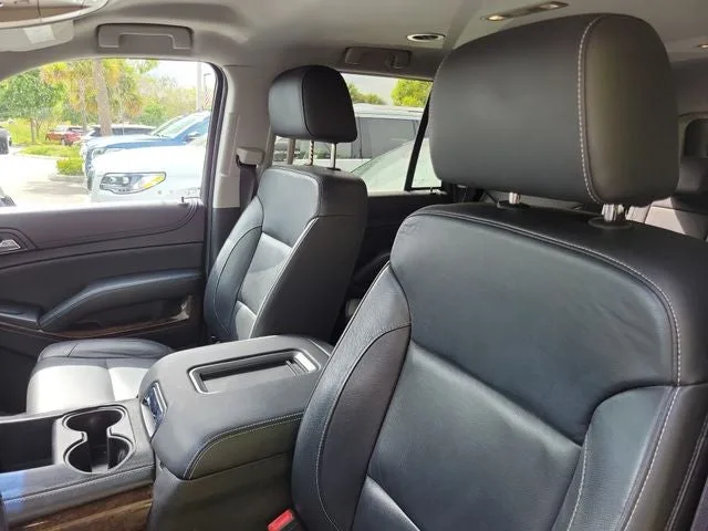 2019 Chevrolet Tahoe LT photo 12