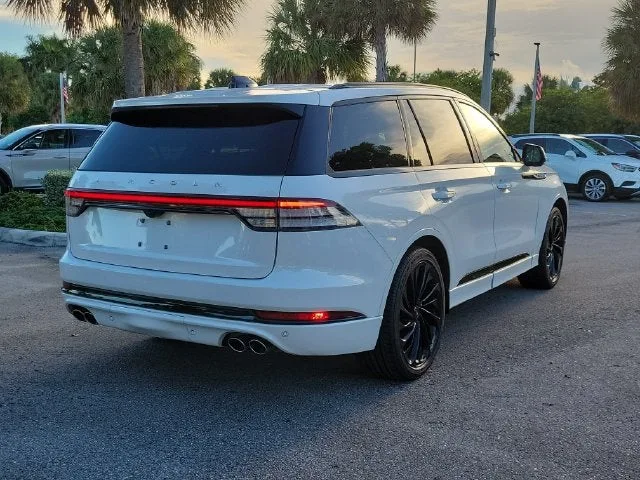 2025 Lincoln Aviator Reserve Premium photo 6