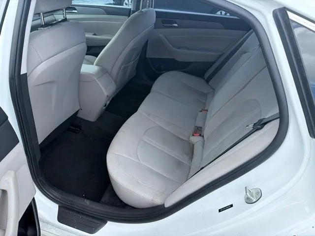 2018 Hyundai Sonata SEL w/SULEV photo 9