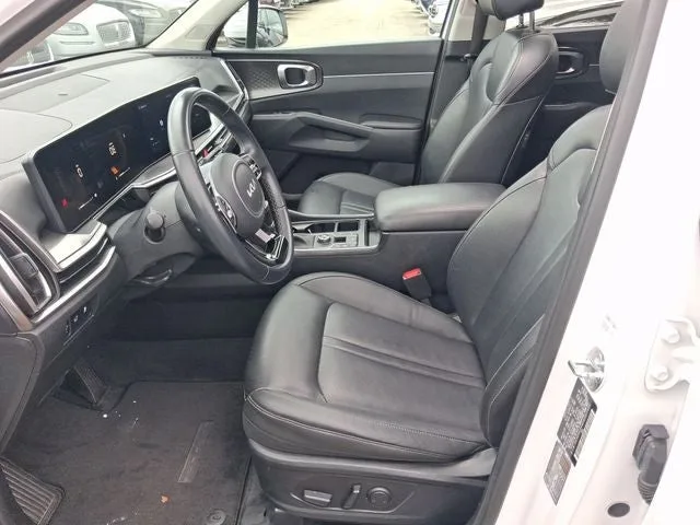 2025 Kia Sorento EX photo 11