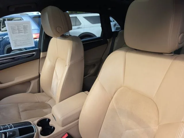 2020 Porsche Macan S photo 17