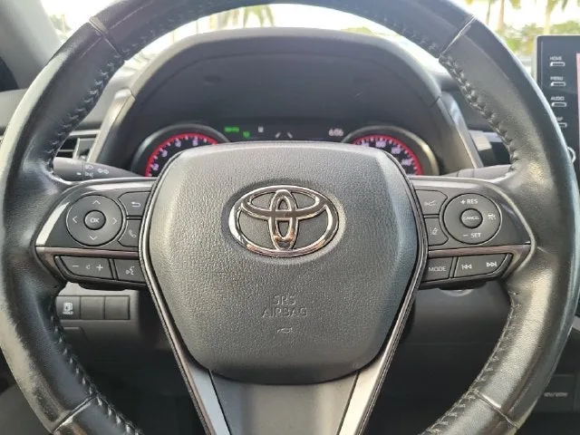 2022 Toyota Camry XSE photo 18