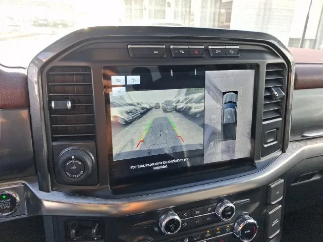 2022 Ford F-150 Lariat photo 22