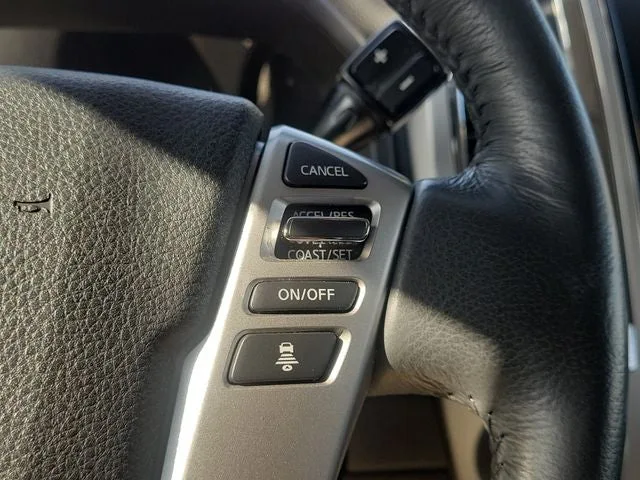 2024 Nissan Titan SV photo 21