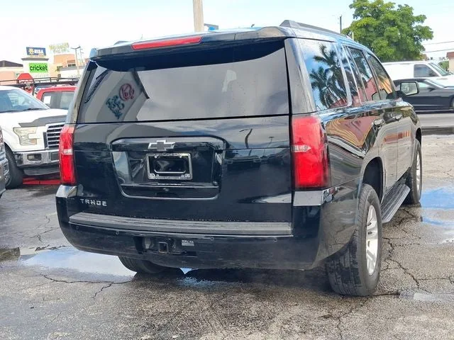 2019 Chevrolet Tahoe LT photo 4