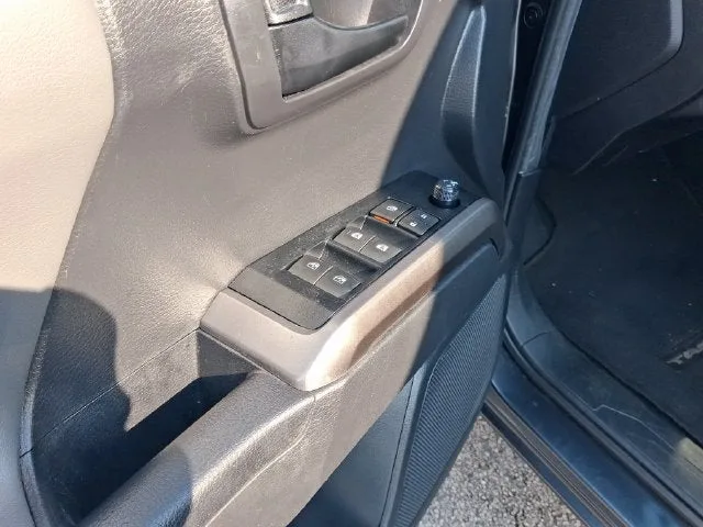 2023 Toyota Tacoma SR5 V6 photo 14