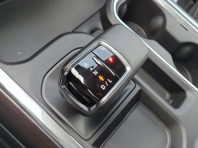2023 GMC Sierra 1500 SLT photo 28