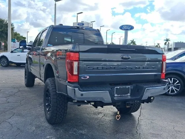 2020 Ford F-250SD Lariat photo 3