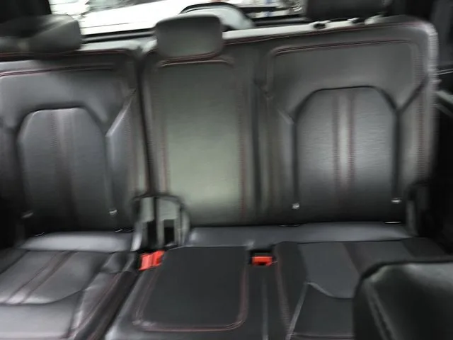 2022 Ford Expedition Limited photo 16