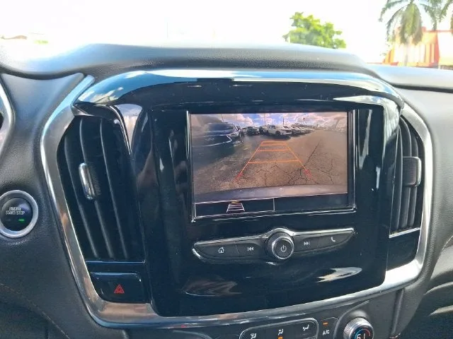 2021 Chevrolet Traverse LS photo 21