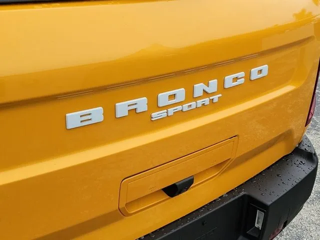 2023 Ford Bronco Sport Outer Banks photo 5