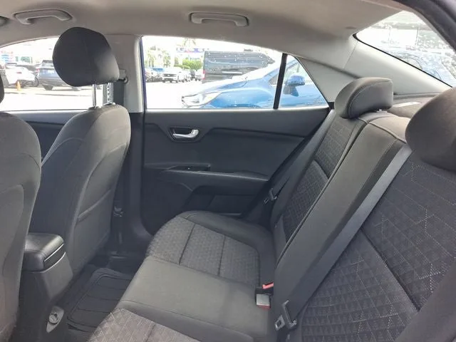 2018 Kia Rio S photo 6