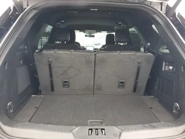 2023 Ford Explorer ST-Line photo 7