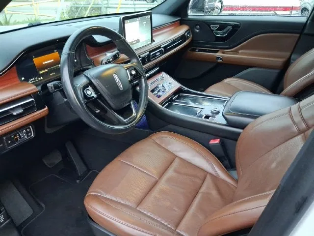 2021 Lincoln Aviator Reserve Premium photo 10