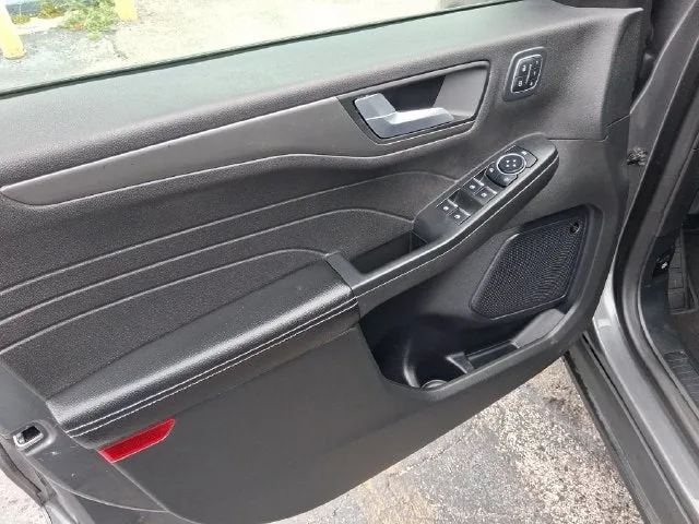 2023 Ford Escape Active photo 13