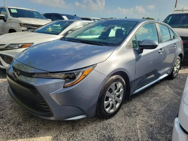 2025 Toyota Corolla LE photo 29