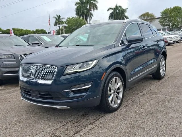 2019 Lincoln MKC Select photo 2