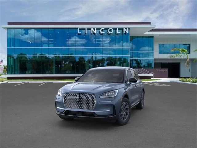 2024 Lincoln Corsair Premiere photo 2