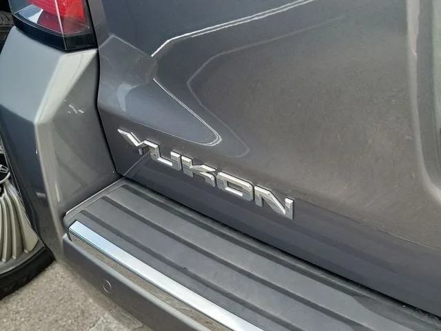 2020 GMC Yukon Denali photo 7