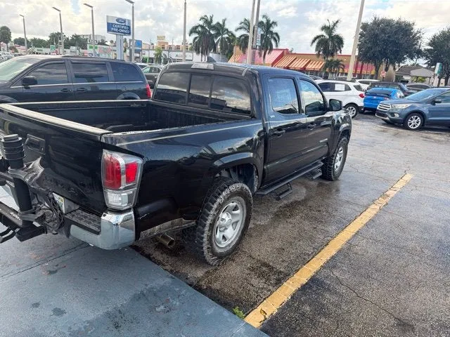 2016 Toyota Tacoma SR5 photo 4