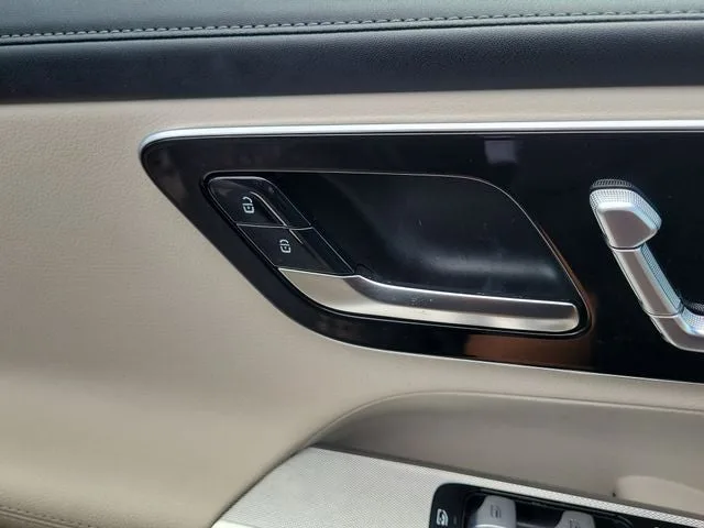 2024 Mercedes-Benz GLC GLC 300 photo 15